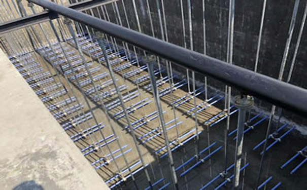 制药工业废水的处理方（fāng）法，包括如下技术步骤